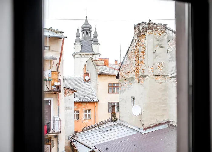 Art Rynok Square לבוב